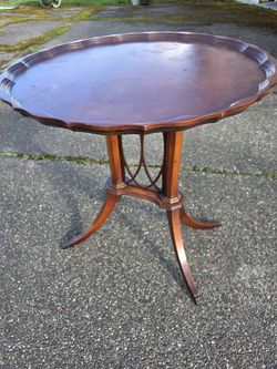 Round Table, solid wood