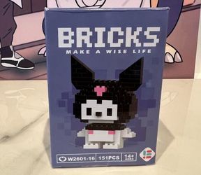 Bricks Building Blocks Kuromi W2601-16