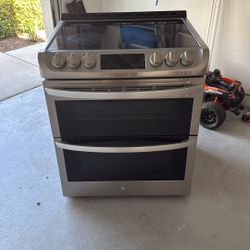 LG Smart Electric Double Oven Range