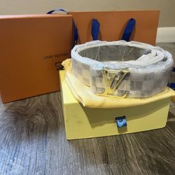 Louis Vuitton belt (Gold Buckle)
