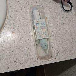 2 In 1 Curler Straightener Barely Used (Pickup Only)