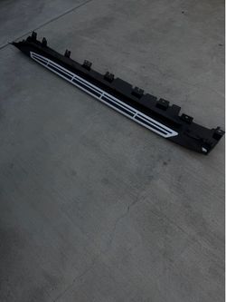2019-2026 BMW X5 RIGHT SIDE RUNNING BOARD SIDE STEPS ALUMINUM AFTERMARKET