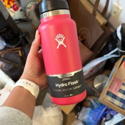 Pink Hydro flask 
