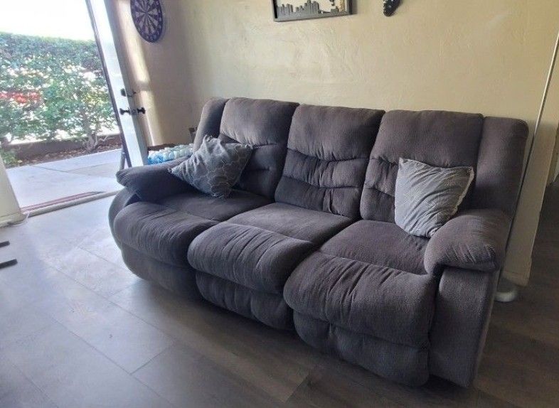 Couch Recliners