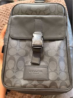 Coach Track Pack in Signature Canvas