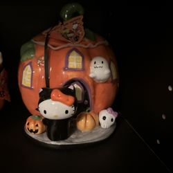Hello Kitty Halloween Ceramic 