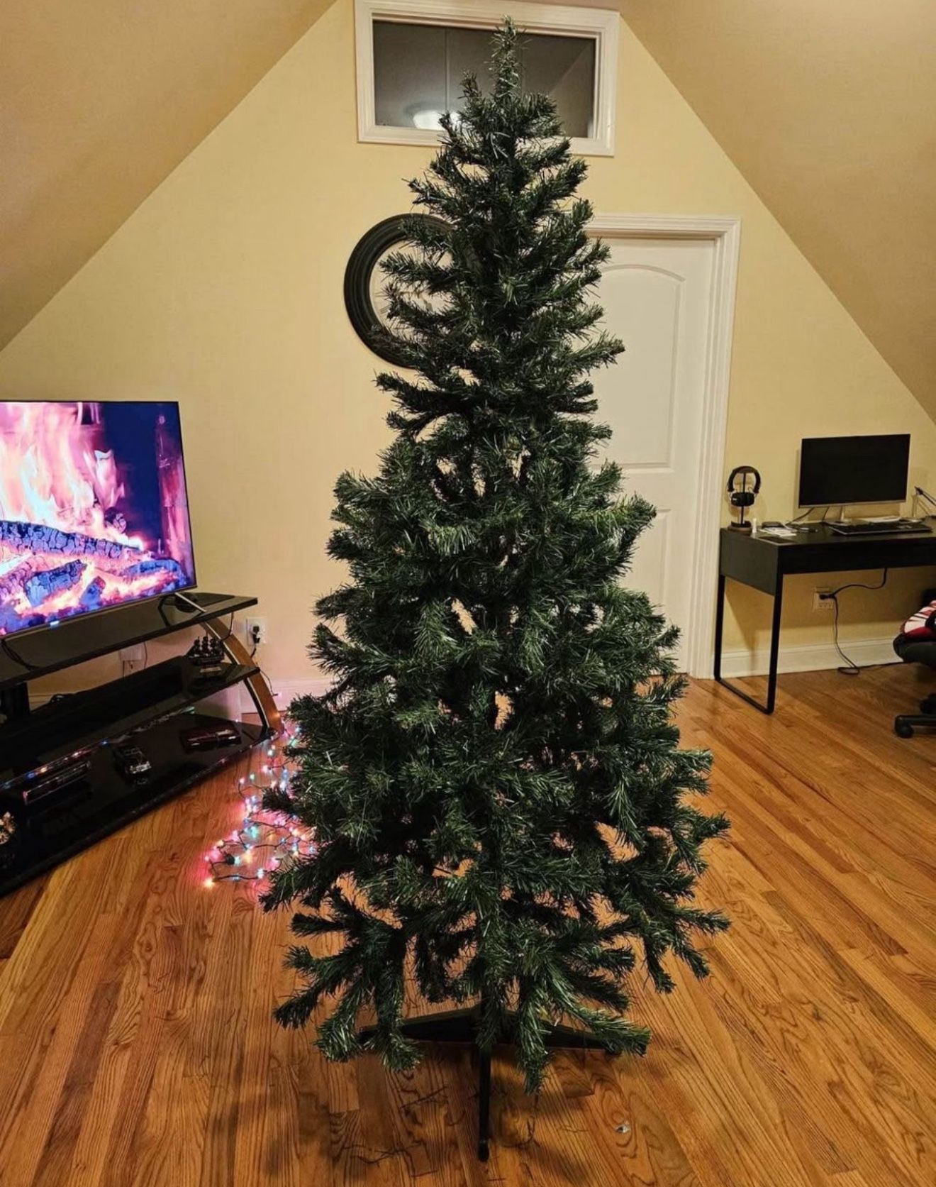 Artificial Christmas Tree π 6.5F