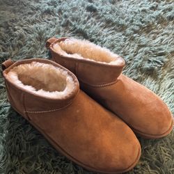 FOR SALE 💵  UGG CLASSIC ULTRA MINI BOOT “CHESTNUT”