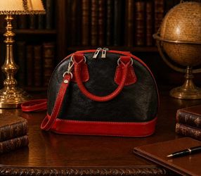 Vera Pelle Made in Italy Black & Red Leather Crossbody Bag