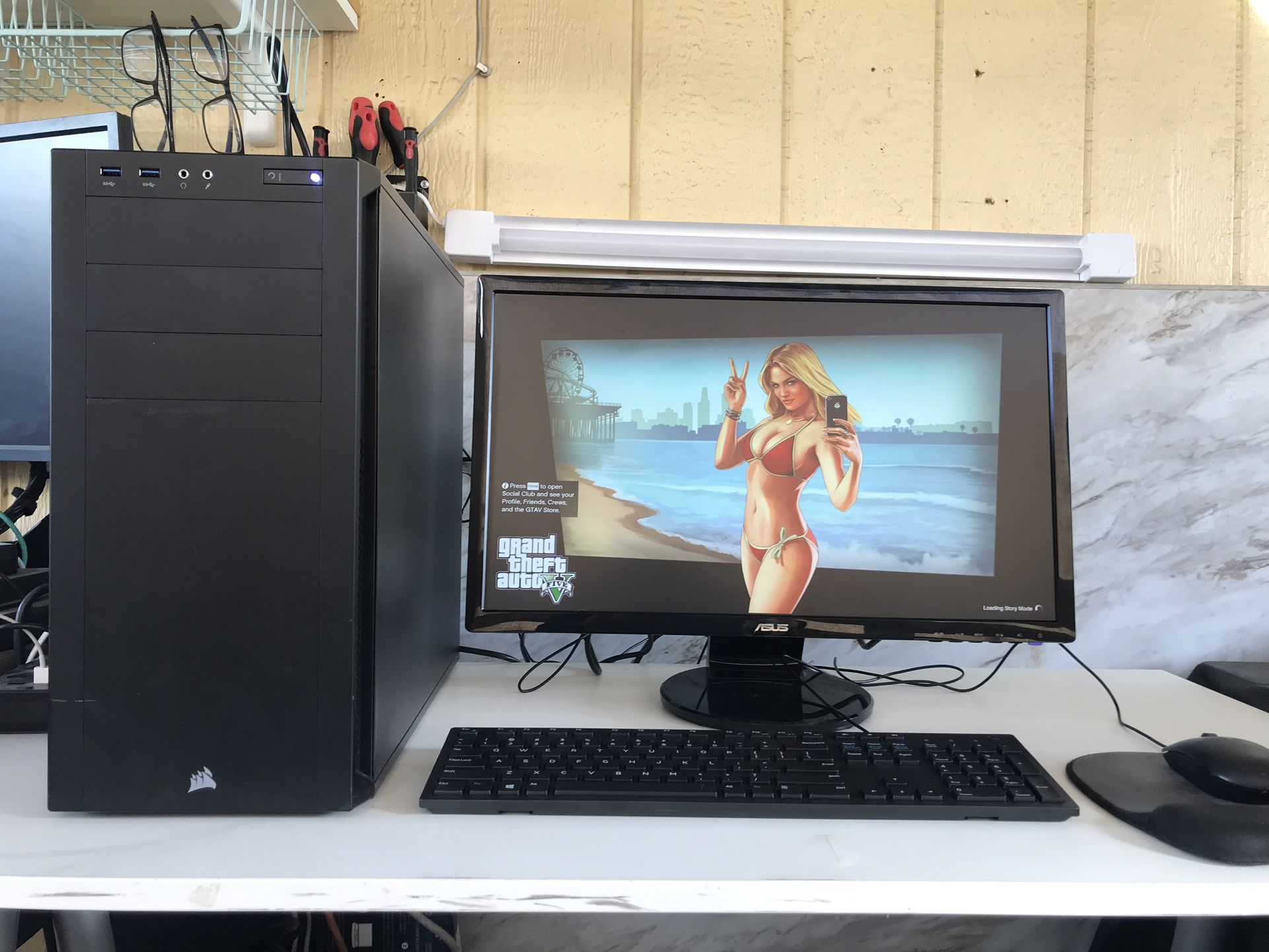 **Gaming PC Quad Core i7-7700K / GTX 1070 8gb.** * Great Gaming Starting PC. **Price $ 390 **