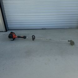 2-Stroke 22.8 cc Straight Shaft Gas Trimmer/  cortadora    $170   