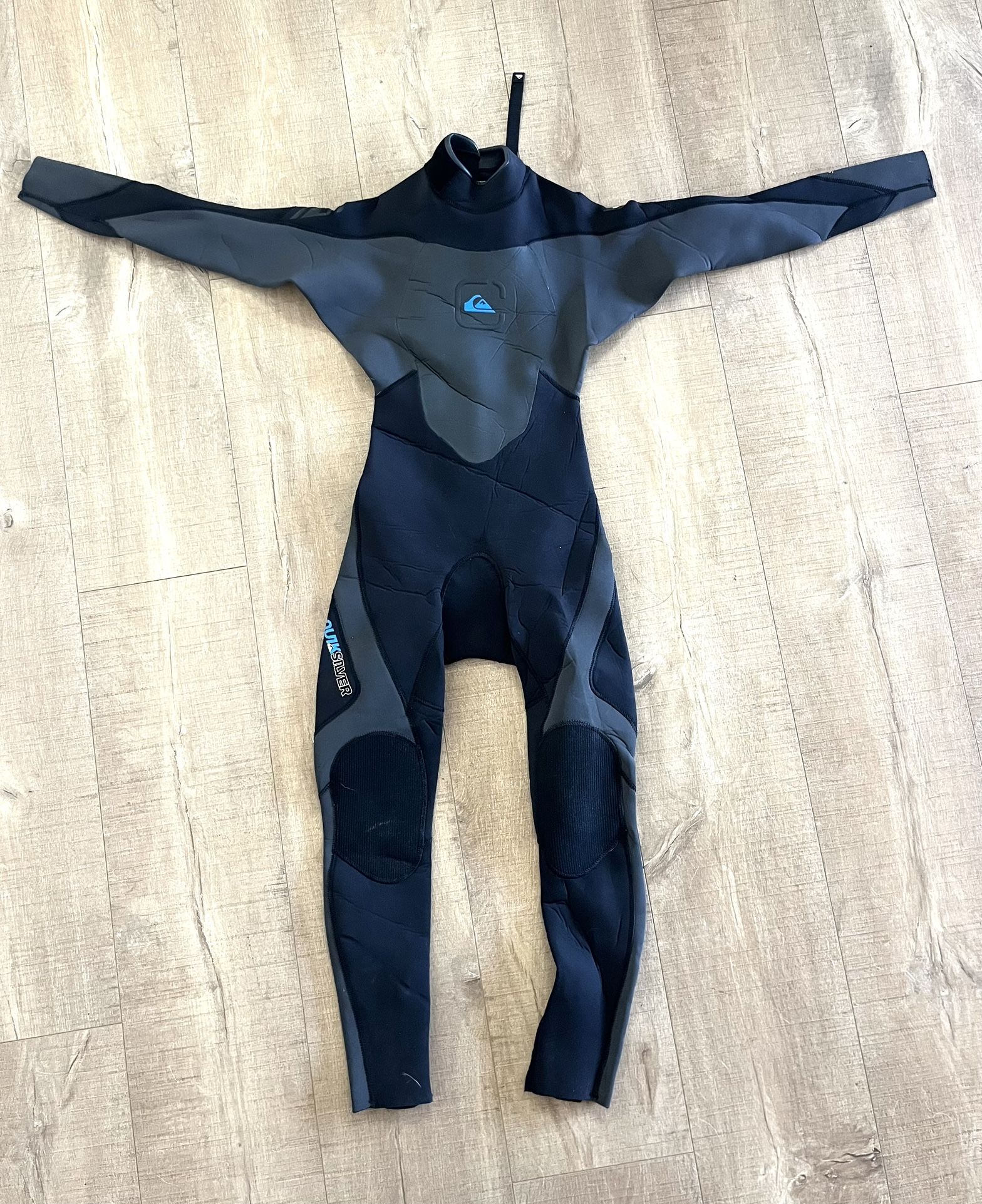 Quiksilver Wetsuit Youth Size 8