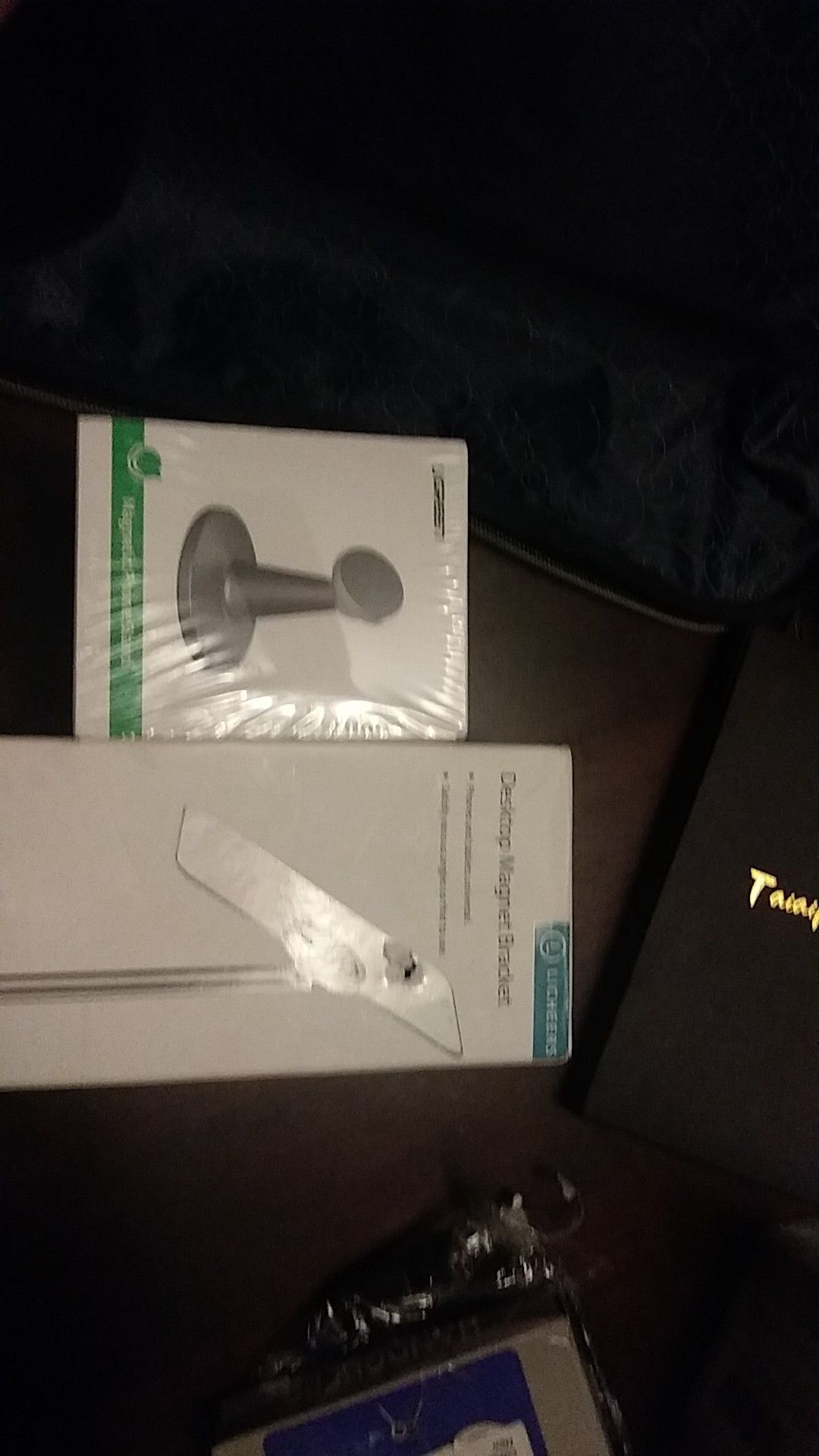 Phone stands magnetic