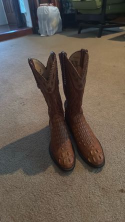 Cowboy boots size 9.5