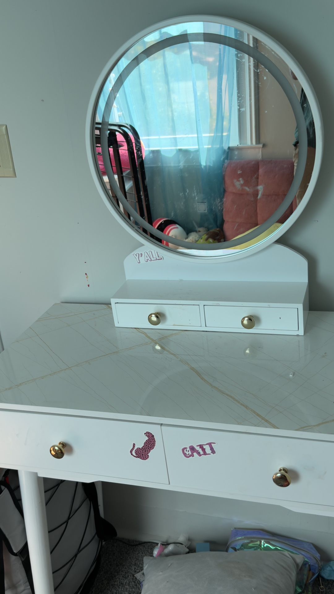 Small vanity
