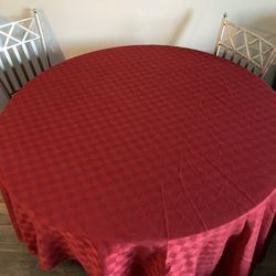 Food Network Stain-Resistant Microfiber Tablecloth (90 In. Round) red