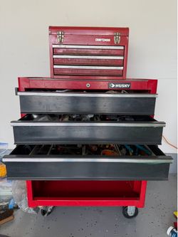 Tool Box top and bottom both included