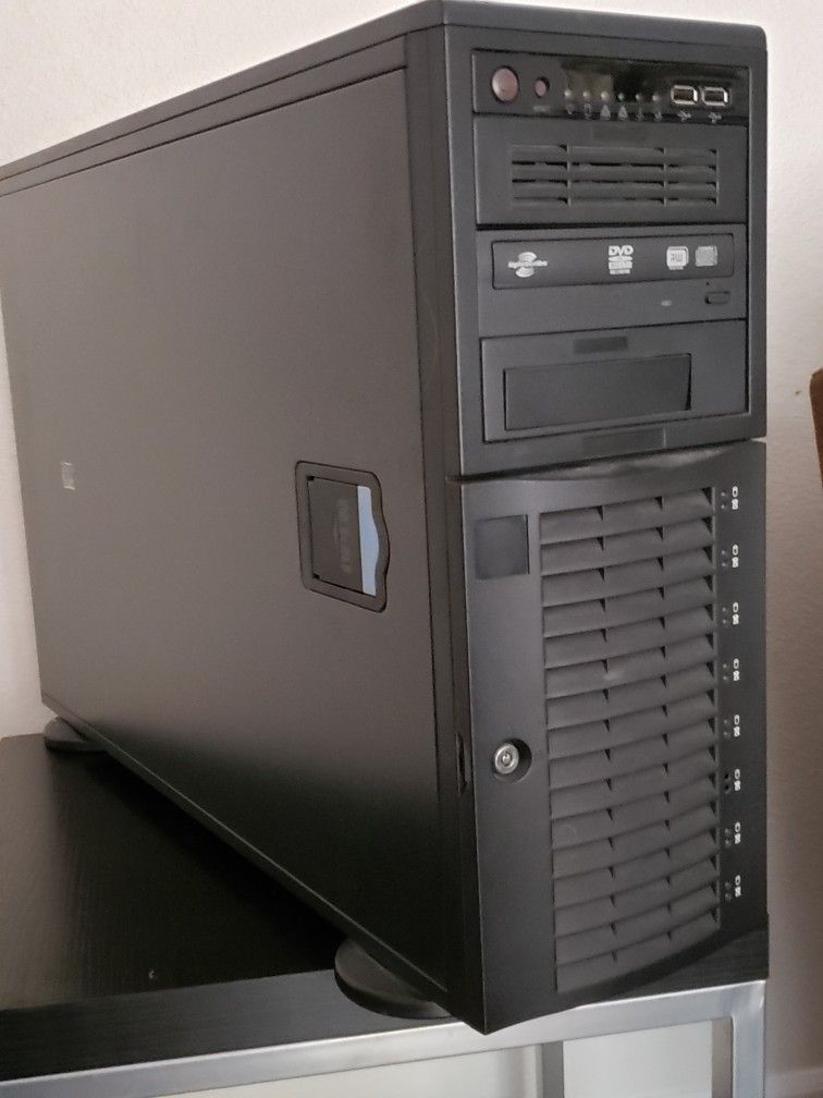 Tower Server Or Desktop Workstation 