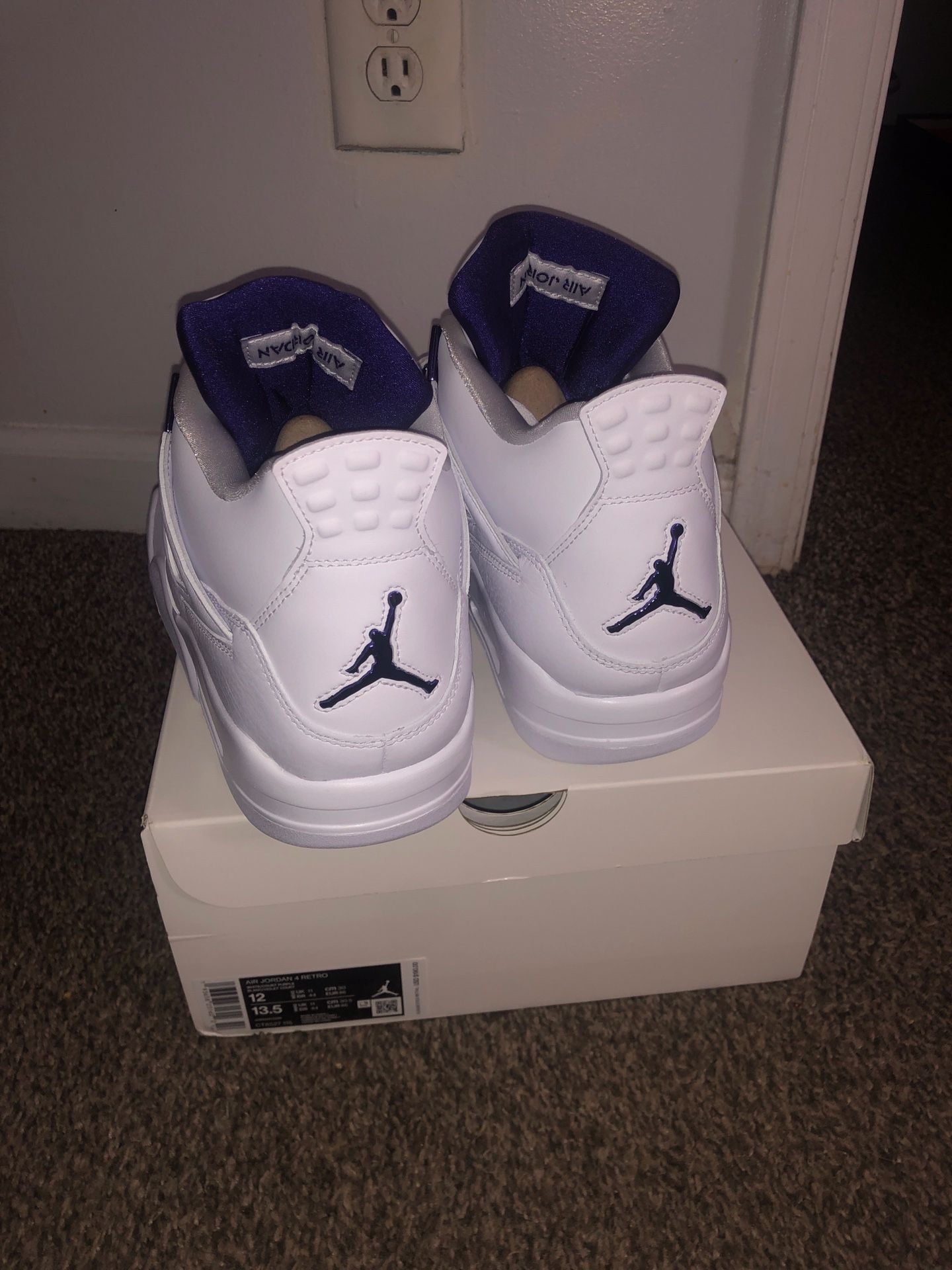 Air Jordan 4 retro purple metallic