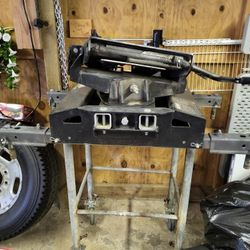 5th Wheel Hitch 