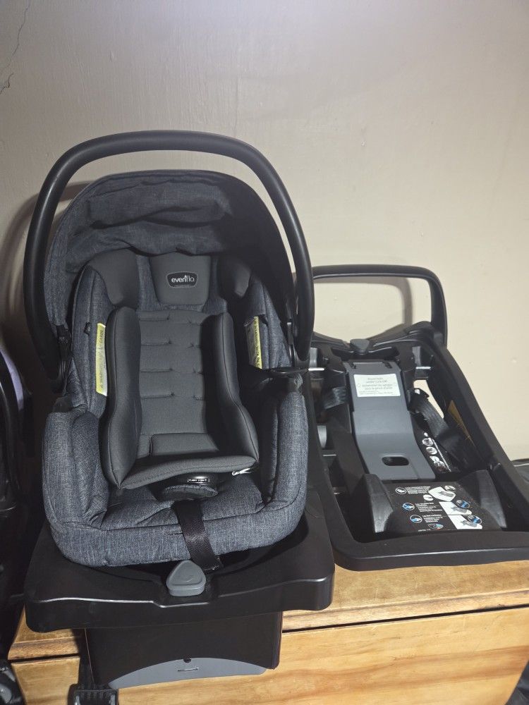 Evenflo Infant Carseat W/2 Bases