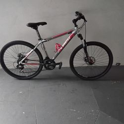 BICYCLE TREK 21 SPEED BRAND NEW 