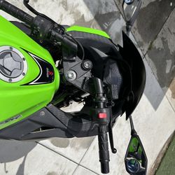 Kawasaki Ninja 300