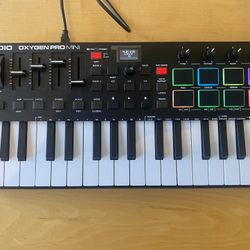 32 Key M-Audio Pro Keyboard