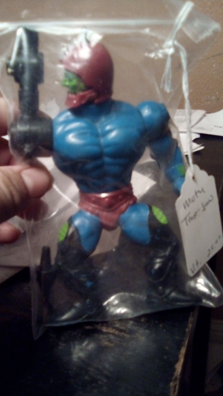 Motu trap jaw