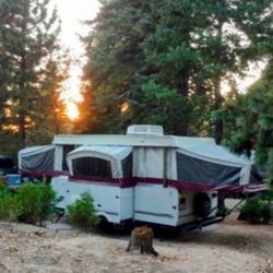 2009 Fleetwood Niagara Popup Trailer, !! High Wall  SLIDEOUT !! Sleeps 6-8  Roof A/c !! SHOWER !! 