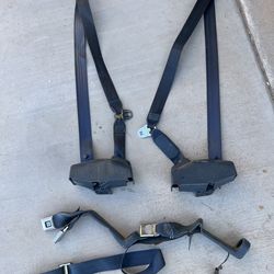 1982 to 1993 S10 seat belts