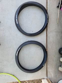 Good Year Peak TC Ultimate 29er tire set