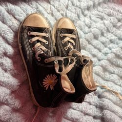 size 7 converse
