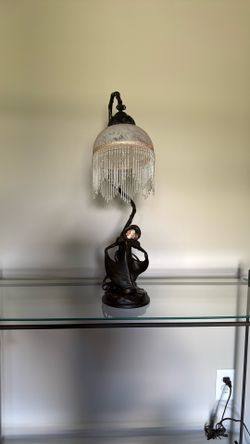 Art Deco Vintage Beaded Glass Shade Table Lamp