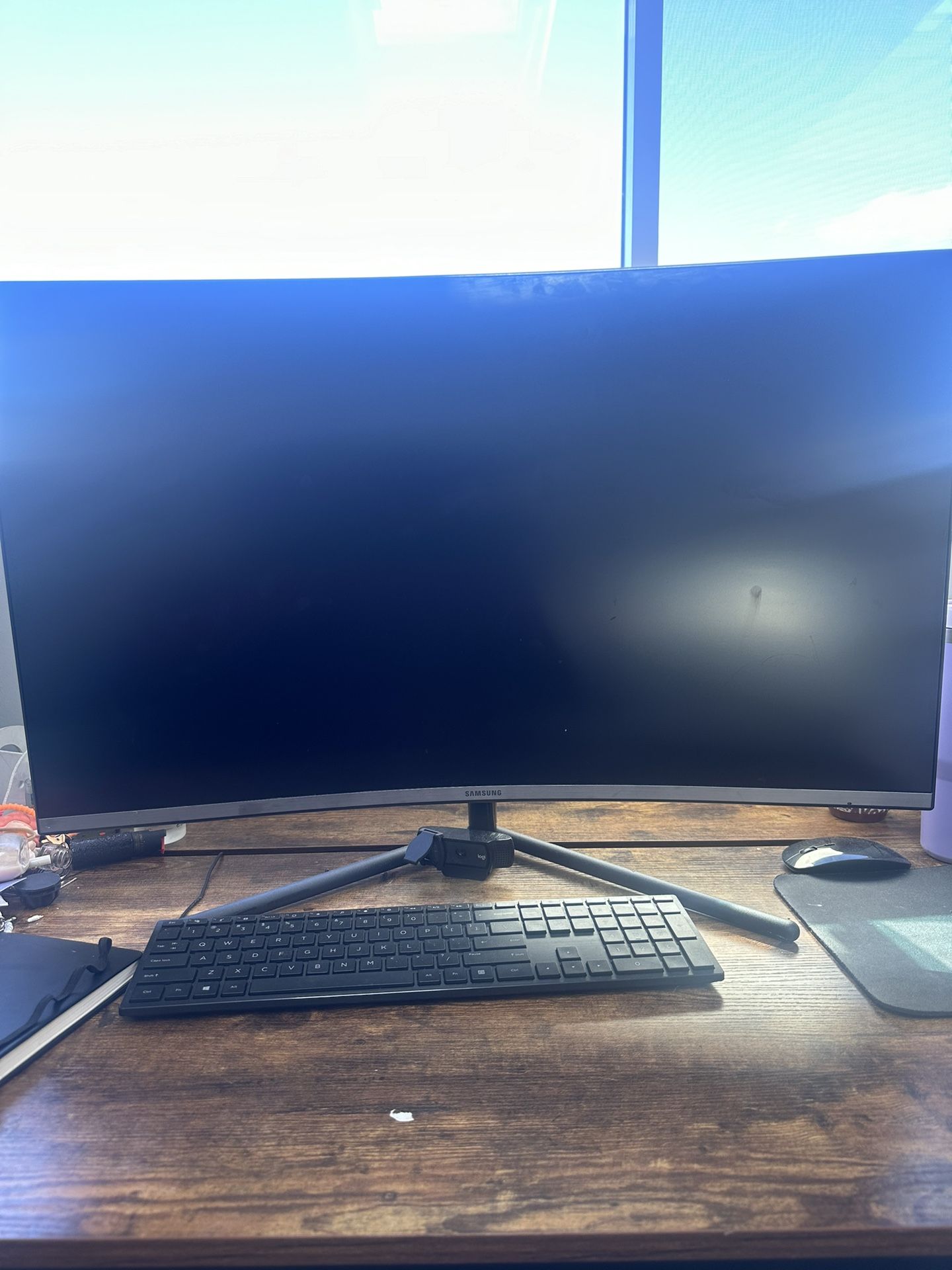 32 inch Curved monitor