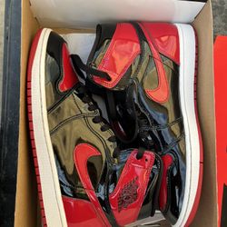 NIKE AIR JORDAN 1 Patent Bred