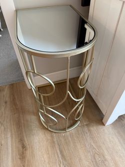 Night Stand / End Table