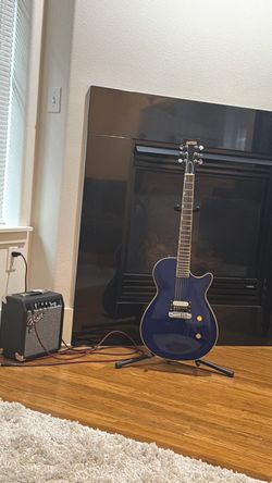 Beautiful Gretsch Electric Guitar & Amp with cord and amplifier set!