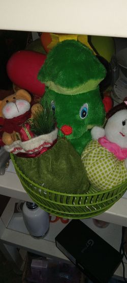 Christmas stuff toys all 2 dollars