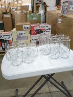 Costco - Anchor Hocking Hammered Drinkware Set, 16-Piece - Retail $25