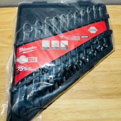 MILWAUKEE WRENCH SET