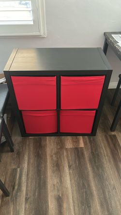 Shelving unit With Storage Bins
