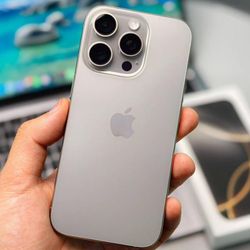 iPhone 16 pro 256GB Unlocked 