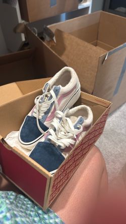 Women’s shoes vans