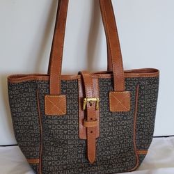 Dooney and Bourke Bag $25