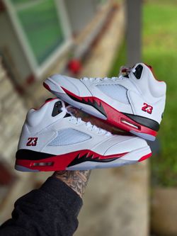 Jordan 5 'Fire Red/Black Tongue'