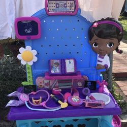 Doc McStuffins Make Sounds With Accesorios