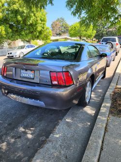 2003 Ford Mustang