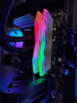 32GB T-Force Delta R 5600 mt/s CL36 DDR5 RAM