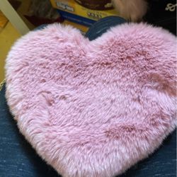 Pink Fur Heart Purse With Gold Chain Strap